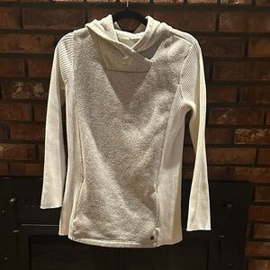 Royal Robbins Cream Cowl Neck Sweater